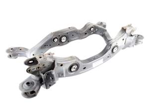 Berceau Support Essieu Arrière de Suspension Mercedes-Benz Classe A W177 18-23 A2473522300 A1773509101 A1773503402