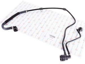 Tuyau de Liquide de Refroidissement Mercedes-Benz Classe E S213 V213 W213 E450 3.0 B A2135010625