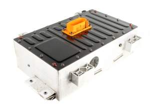 Autobatterie Starterbatterie Nissan Juke II Renault Arkana Captur II Clio V 1.6 E-Tech 295106528R