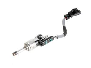 Fuel Injector Volvo S60 III S80 II S90 II V60 II V90 II XC40 XC60 II XC70 II XC90 II 2.0 T4 T6 T8 Hybrid 32140134