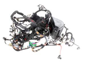 Engine Bay Electrical Wiring Harness Volvo XC60 XC90 32356540