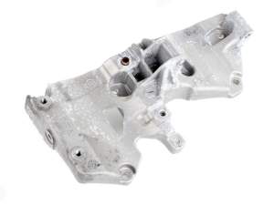 ŁAPA MOCOWANIE ALTERNATORA C3 IV JEEP AVENGER MOKKA B II 1.2 PURETECH 9851306380