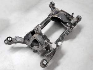 Berceau Support d'Essieu Arrière Jaguar E-Pace Evoque II L551 Velar L560 K8D25K091AC