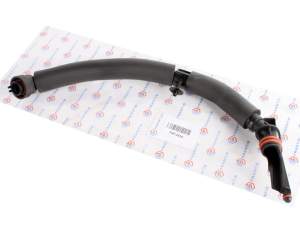 Crankcase Breather Hose Audi A4 A5 A6 A7 A8 Q7 3.0 TDI 06E103217AL