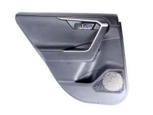 Türverkleidung hinten links Toyota RAV4 V 18- 67614-X1B18