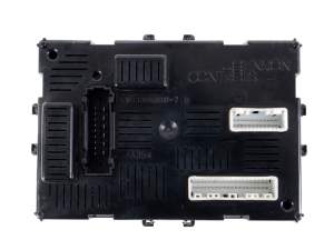 BCM Steuergerät Renault Clio III 05-12 Johnson Controls BCM L2CR+ 8200652286 28118126-6A