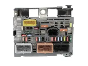 BSM Control Module Fuse Box C4 C8 Jumpy III Peugeot 308 607 807 9666700480