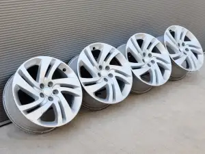 ALUFELGI FELGI ALUMINIOWE 18" ET 45 LAND ROVER DISCOVERY SPORT L550 EVOQUE II L551 K8D21007CA