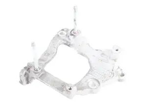 Halter Träger Klimakompressor Vorne Toyota Hilux 2.4 2.8 D-4D 884310K160