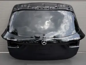 KLAPA TYLNA Z SZYBĄ MERCEDES-BENZ GLA II H247 AMG45 19- r. 191