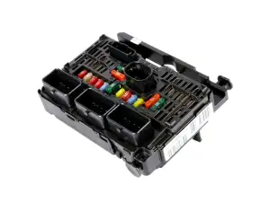BSM Module Under Bonnet Fuse Box Citroen C4 Peugeot 307 9661682980 S118983011C