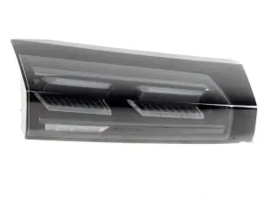 Rückleuchte links in die Heckklappe Peugeot 2008 II 23- Facelift 9850439280