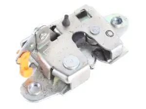 Heckklappenschloss links Toyota Hilux VIII 657900K010