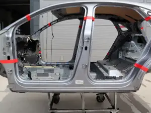 PRÓG LEWY SŁUPEK ŚRODKOWY DS DS7 CROSSBACK 17- r. KCA 1656307780