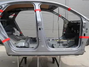 PRÓG PRAWY SŁUPEK ŚRODKOWY DS DS7 CROSSBACK 17- r. KCA 1656307880
