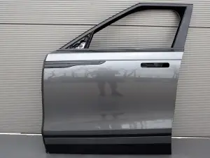 DRZWI LEWE PRZEDNIE LAND RANGE ROVER VELAR L560 17- r. CORRIS GREY